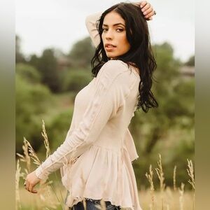 Buckle gimmicks handkerchief top